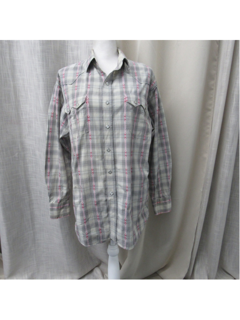 Wells Authentic Ranch Wear Men's Medium Western Plaid Snap Button Shirt